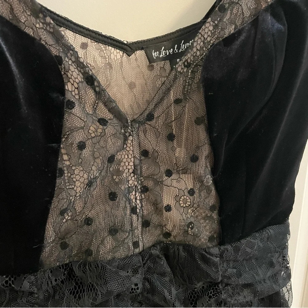 NWT For Love and Lemons Jourdan Mini Dress in Black Lace Velvet Size Small